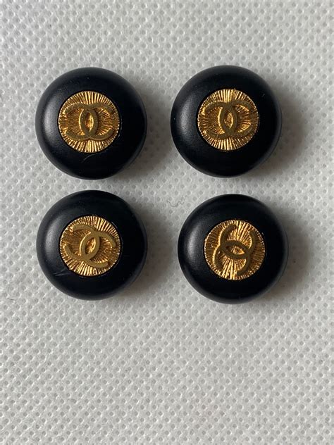 real chanel buttons.